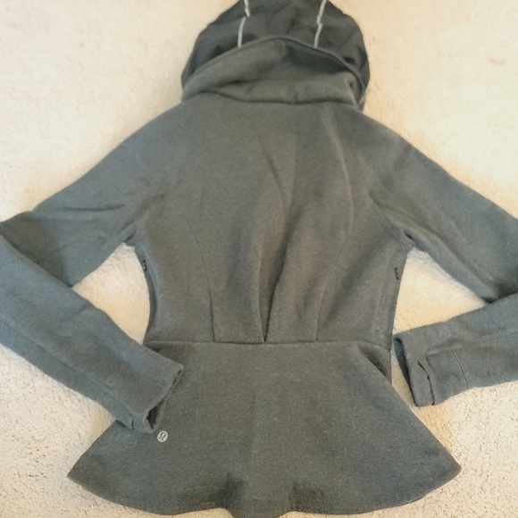 Lululemon &go Destination Hoodie 4 - Picture 12 of 13